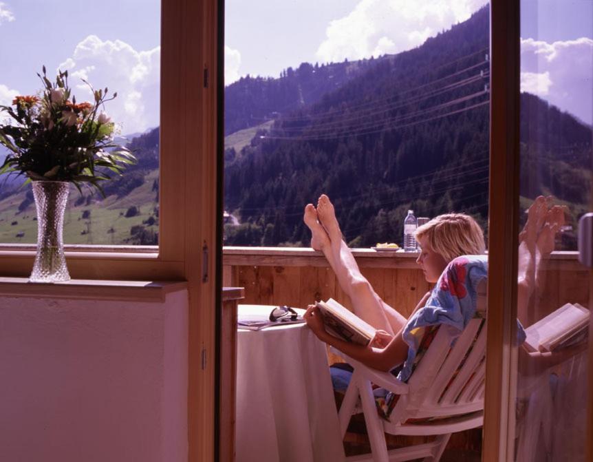 Hotel Garni Ernst Falch Sankt Anton am Arlberg Exteriör bild